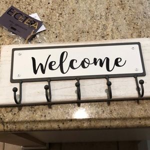 Welcome wall decor
